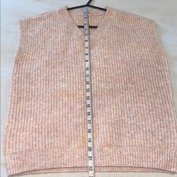 OshKosh B'gosh Kid’s Pink Vest for Layering - Picture 5 of 7